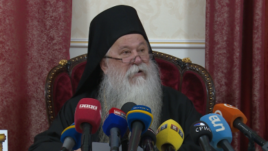Photo of Mitropolit Hrizostom: Ne budimo navijači u ratovima, već mirotvorci molitvama