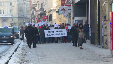 Photo of Protestnom šetnjom mladi iskazali nezadovoljstvo visinom subvencije za kupovinu stana