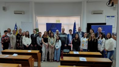 Photo of EU dodijelila IT opremu za četiri škole u Vogošći