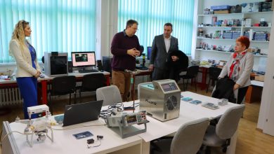 Photo of Ministrica Mesihović: Mašinski fakultet generator inovativnih ideja koje nastaju u najsavremenije opremljenim laboratorijama fakulteta
