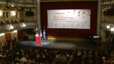 Photo of DNEVNIK TVSA/Komemoracija u Narodnom pozorištu povodom godišnjice masakra na Markalama
