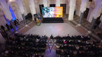 Photo of U Vijećnici upriličena premijera filma ‘Agresija na istinu’ autora Avde Huseinovića