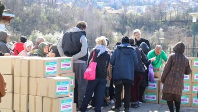 Photo of Islamska zajednica: U Sarajevu podijeljeni ramazanski prehrambeni paketi i bonovi