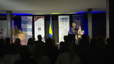 Photo of Dnevnik TVSA:U sklopu obilježavanja 1. Marta Dana nezavisnosti BiH odigrana je predstava za djecu „Priče s dvora bosanskoga“