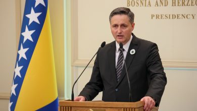 Photo of Bećirović: “Suzdržani su podrška većini, a ne manjini, da su željeli srušiti Rezoluciju glasali bi protiv”