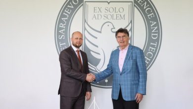 Photo of Okerić posjetio Univerzitet SSST: Svaka marka uložena u obrazovanje je investicija koja će se višestruko vratiti