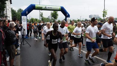 Photo of U Sarajevu vojno takmičenje u polumaratonu: Francuz pobjednik u muškoj, takmičarka iz Bahreina u ženskoj kategoriji
