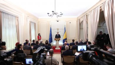 Photo of Bećirović: Strateški interes da se u Bosni i Hercegovini osigura potpuna sloboda štampe
