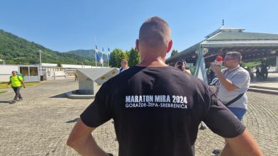 Photo of U Memorijalni centar Srebrenica – Potočari među prvima stigli maratonci iz Goražda