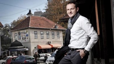 Photo of Enis Bešlagić za TVSA o predstavi ‘Da sam ja neko’