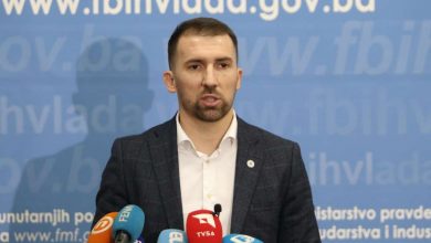Photo of Delić najavio početak isplate 1.000 KM podrške za novorođenčad u FBiH