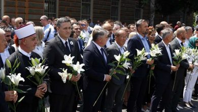 Photo of Bećirović na ispraćaju posmrtnih ostataka žrtava genocida: Teški momenti za BiH i civilizovani svijet