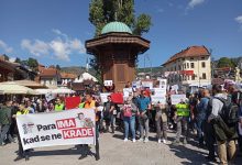 Photo of Mladi protestnom šetnjom iskazali nezadovoljstvo visinom subvencije za kupovinu nekretnine