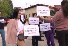 Photo of Više od stotinu građana održalo mirne proteste na Stupu, traže da se zaustavi zagađenja zraka