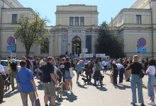 Photo of U Sarajevu protesti zbog ubijenog psa u Istočnom Sarajevu