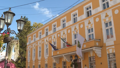 Photo of Ekipa TVSA u Visokom i Kiseljaku, gdje su zastave danas bile na pola koplja