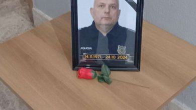Photo of U Bosanskom Novom danas će biti sahranjen ubijeni policajac Ozren Maran