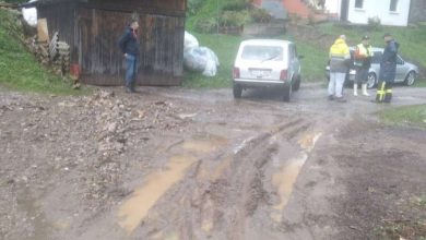 Photo of Varešani uspjeli otvoriti regionalni put prema Sarajevu, tunel prema Olovu još pod vodom