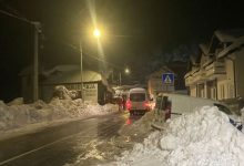 Photo of Tragedija u Teočaku: Policija pronašla tri tijela u porodičnoj kući