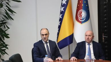 Photo of Ministar Hasanović: Sve ustanove imaju dovoljno sredstava da obezbjede uslove za rad i osiguraju reagense