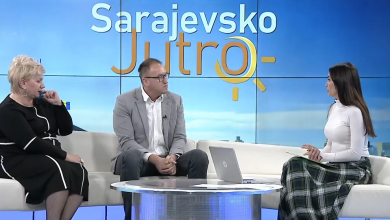 Photo of Nukić i Šaljo za TVSA: U srijedu teatarska predstava “Vršnjačko nasilje, ali ne u mojoj školi”!