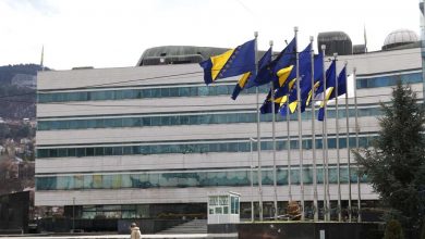 Photo of Trojka – Uposlenici institucija BiH, ne slušajte Dodika jer nije nadležan