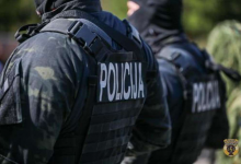 Photo of U toku akcija ‘Koverta’, pretresi stanova i kancelarija ministrice KS Adne Mesihović i njene pomoćnice