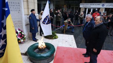 Photo of Odavanje počasti i polaganje cvijeća povodom 6. aprila – Dana grada Sarajeva