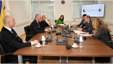 Photo of Schmidt posjetio VSTVBiH: O integritetu državnih institucija se ne može pregovarati