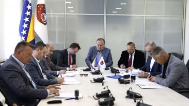 Photo of Potpisani sporazumi za kvalitetniji i efikasniji rad komunalnih preduzeća u interesu građana KS