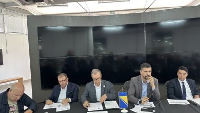 Photo of Sastanak u Memorijalnom centru Srebrenica: U fokusu pripreme za 30. godišnjicu genocida