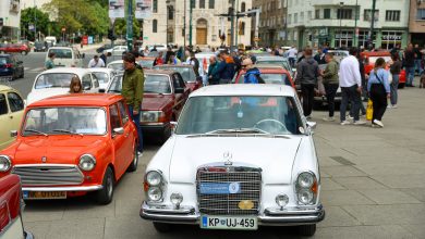 Photo of Klasični i old timer automobili ukrasili ulice Sarajeva