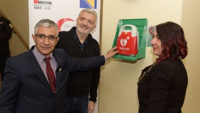 Photo of Postavljen prvi defibrilator za spašavanje života u Općini Centar