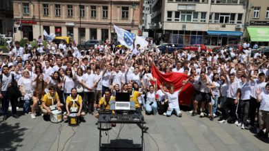 Photo of Maturanti Općine Centar prodefilovali glavnim ulicama grada