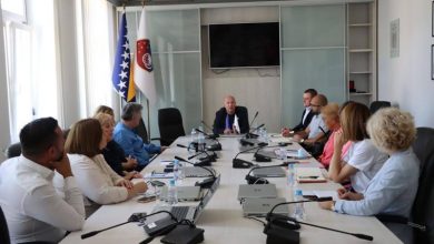 Photo of Nastavljeni sastanci s direktorima zdravstvenih ustanova: Fokus na potpunoj digitalizaciji i boljoj dostupnosti usluga pacijentima