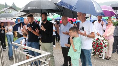 Photo of Obilježena 32. godišnjica ubistva sedam sugrađana kod škole u Tarčinu