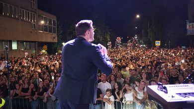 Photo of Hiljade Hadžićana pjevalo s Mirzom Selimovićem na velikom koncertu u centru grada