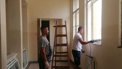 Photo of Prva gimnazija Sarajevo u procesu obnove: Započela zamjena prozora nakon više od jednog stoljeća