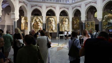 Photo of U Vijećnici postavljena izložba ‘Suze i molitva’ Safeta Zeca povodom 30. godišnjice genocida u Srebrenici