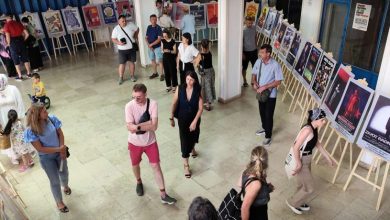 Photo of Kinoteka BiH predstavila izložbu filmskih plakata u Srebrenici u okviru Silver Frame Film Festivala