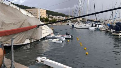 Photo of Nevrijeme u Splitu: Trajekt udario u brod koji je potom potonuo