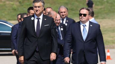 Photo of Andrej Plenković u Potočarima odao počast žrtvama genocida u Srebrenici