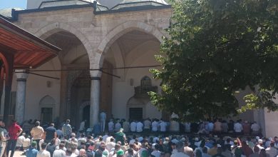 Photo of Više od hiljadu vjernika na dženazi generalu Halilu Brzini