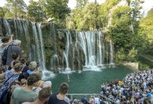 Photo of FOTO/Deseti skokovi s vodopada u Jajcu oduševili posjetioce