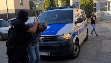 Photo of Bosanski Šamac: Osumnjičeni za dvostruko ubistvo predat u nadležnost tužilaštva