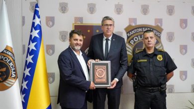 Photo of Gradonačelnik Samir Avdić u posjeti MUP-u Kantona Sarajevo: Policija na najprofesionalnijem nivou obavlja svoje zadatke