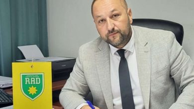 Photo of Jašarević: Sarajevo ima 150 divljih deponija, uvodimo video nadzor i nove standarde za kontejnere