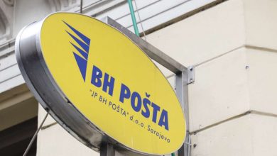 Photo of Obustava pošiljki iz BiH u SAD: Carinske tarife, tehnički izazovi i utjecaj na bh. privredu