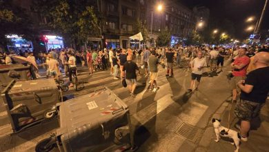 Photo of Policija u Beogradu suzavcem rastjerivala demonstrante