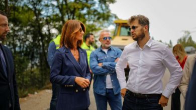 Photo of Čengić i Katić obišli radove u Starom Gradu: Milionski projekti u toku